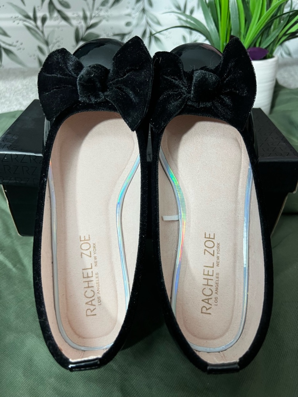 Rachel Zoe Black Flat Shoes Sz 3 Classic Elegant Ballet style